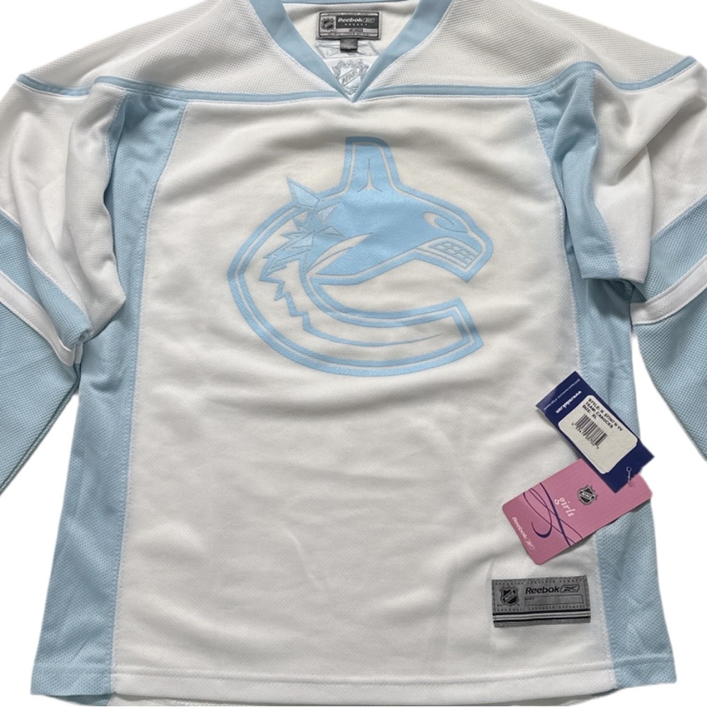 '00 REEBOK VANCOUVER CANUCKS girl's blue + white team jersey, XL (age 16).